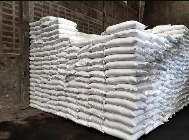 Is urea a fertilizer